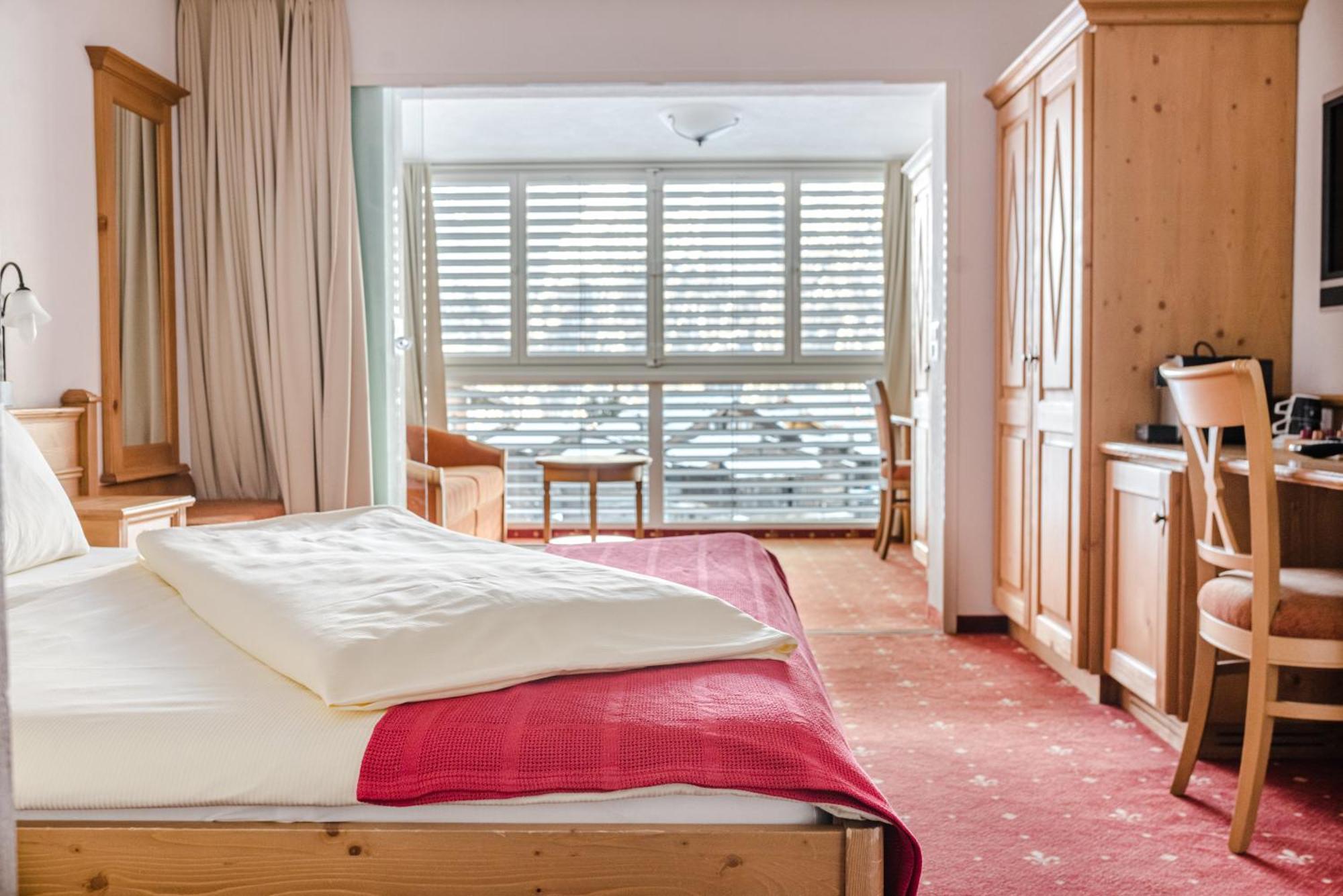 Family Hotel Desiree غراشن المظهر الخارجي الصورة